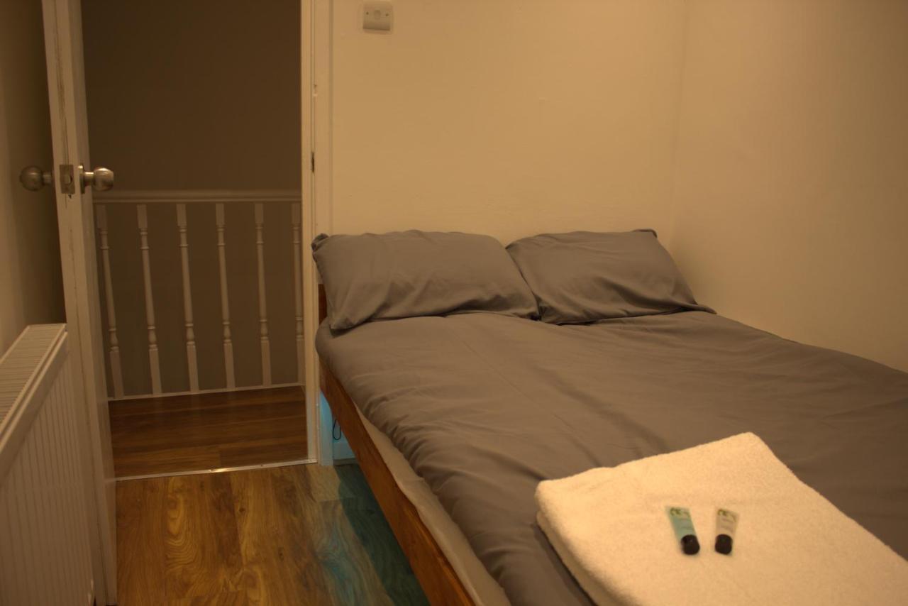 Central Serviced Apartments - Two Bedroom Apartment Cardiff Exterior foto